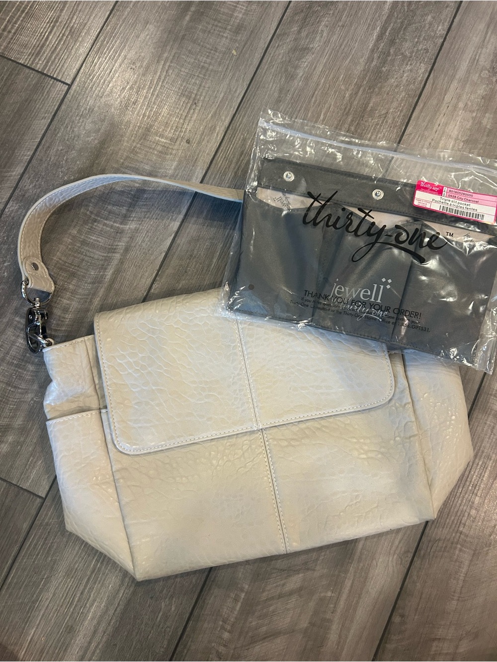 Thirty-One Light Cream Croc-Embossed Shoulder Bag with organizer insert